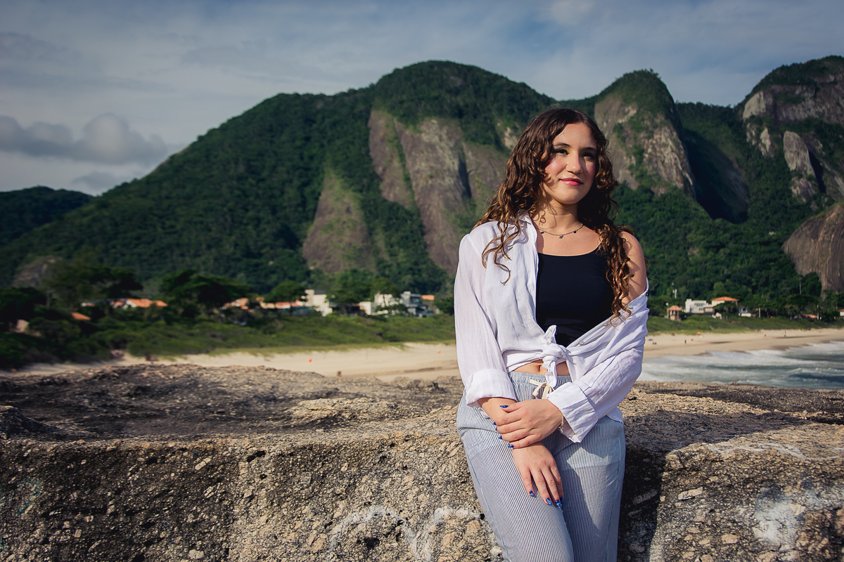 Debutante sobre as pedras de Itacoatiara - Rio de Janeiro