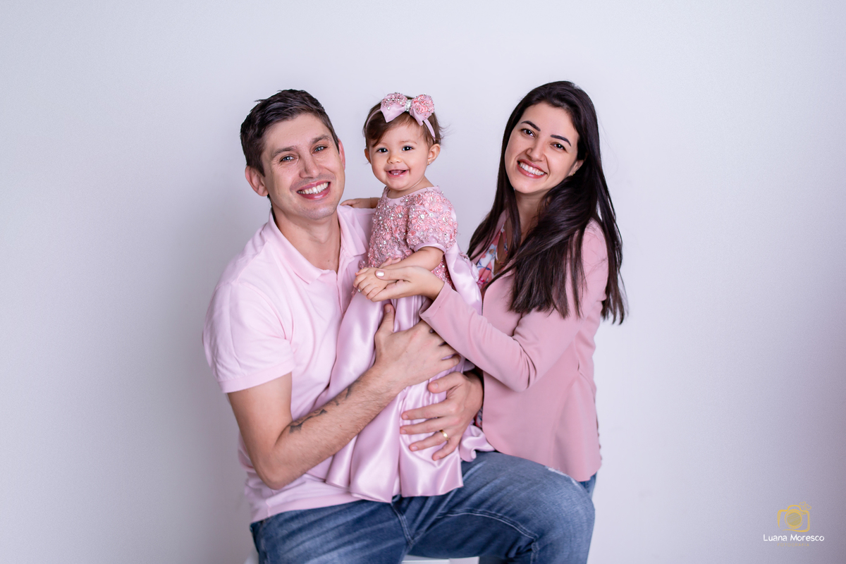 ijui, fotografia, Luana, Moresco, smash, the, cake, melhor, mais, menina, fotografia, estudio, familia, smash the cake, incrivel, ideia, perfeita, ensaio, bolo, 1 aninho, cores, arco balão, tema, aniversario, personalizado, pao de mel, santo ang, Cruz alt