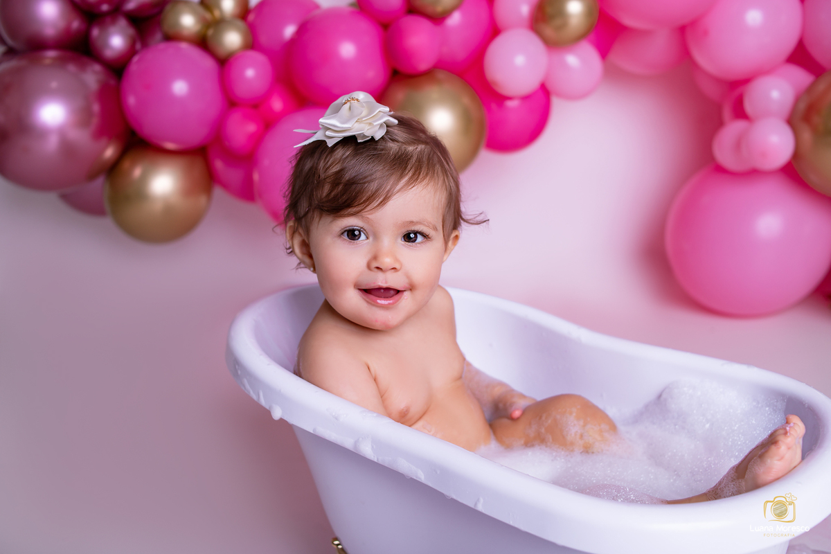 ijui, fotografia, Luana, Moresco, smash, the, cake, melhor, mais, menina, fotografia, estudio, familia, smash the cake, incrivel, ideia, perfeita, ensaio, bolo, 1 aninho, cores, arco balão, tema, aniversario, personalizado, pao de mel, santo ang, Cruz alt