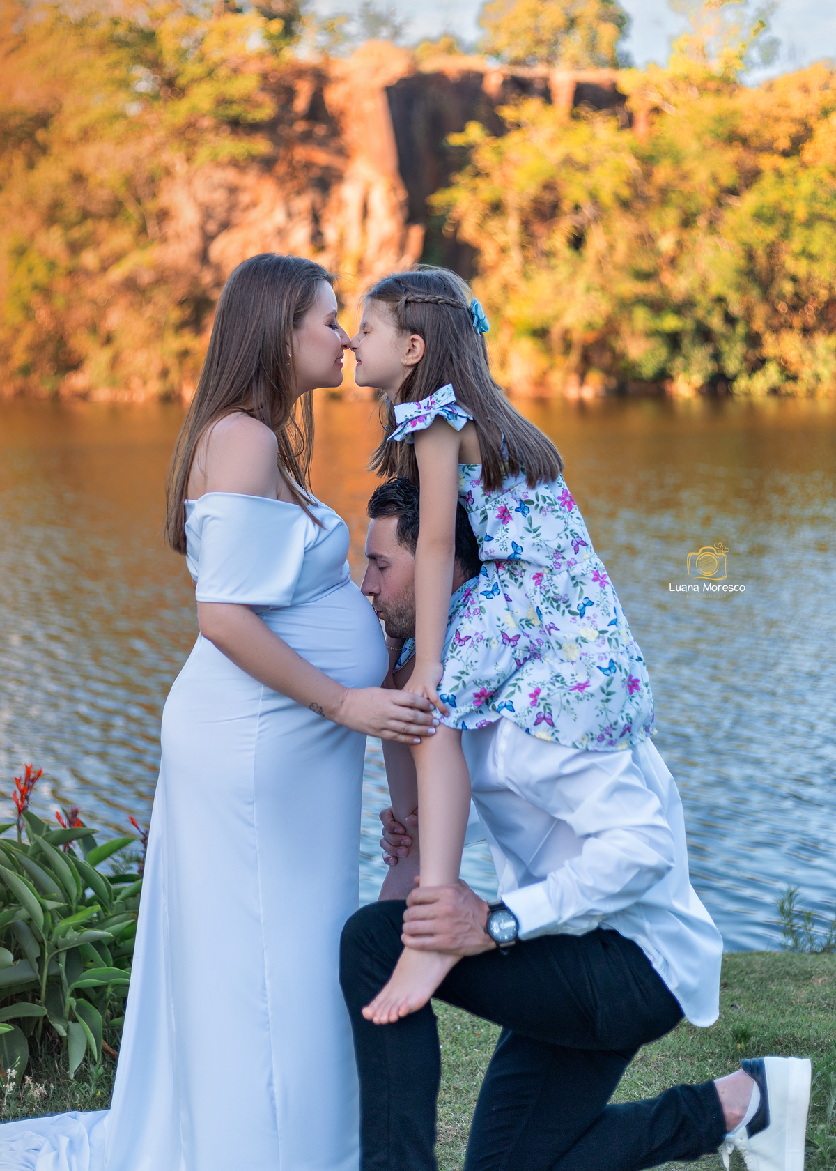 fotografia, gravida, gravidez, bebê, foto, nene, Luana, Moresco, casal, ijuí, melhor, mais, menino, menina, ensaio, gestante, familia, vestido, obstetra, parto, normal, pediatra, cruz alta, santo angelo, ideia, lugar, local, externo, parque, casal, lago