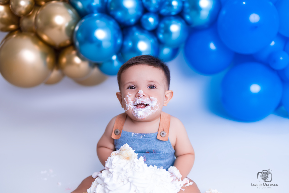 ensaio smash the cake bolo 1 aninho balão festa estudio cupacke destruir arco tema local onde fazer quem melhor mais luana moresco fotografia ijui cruz alta santo angelo