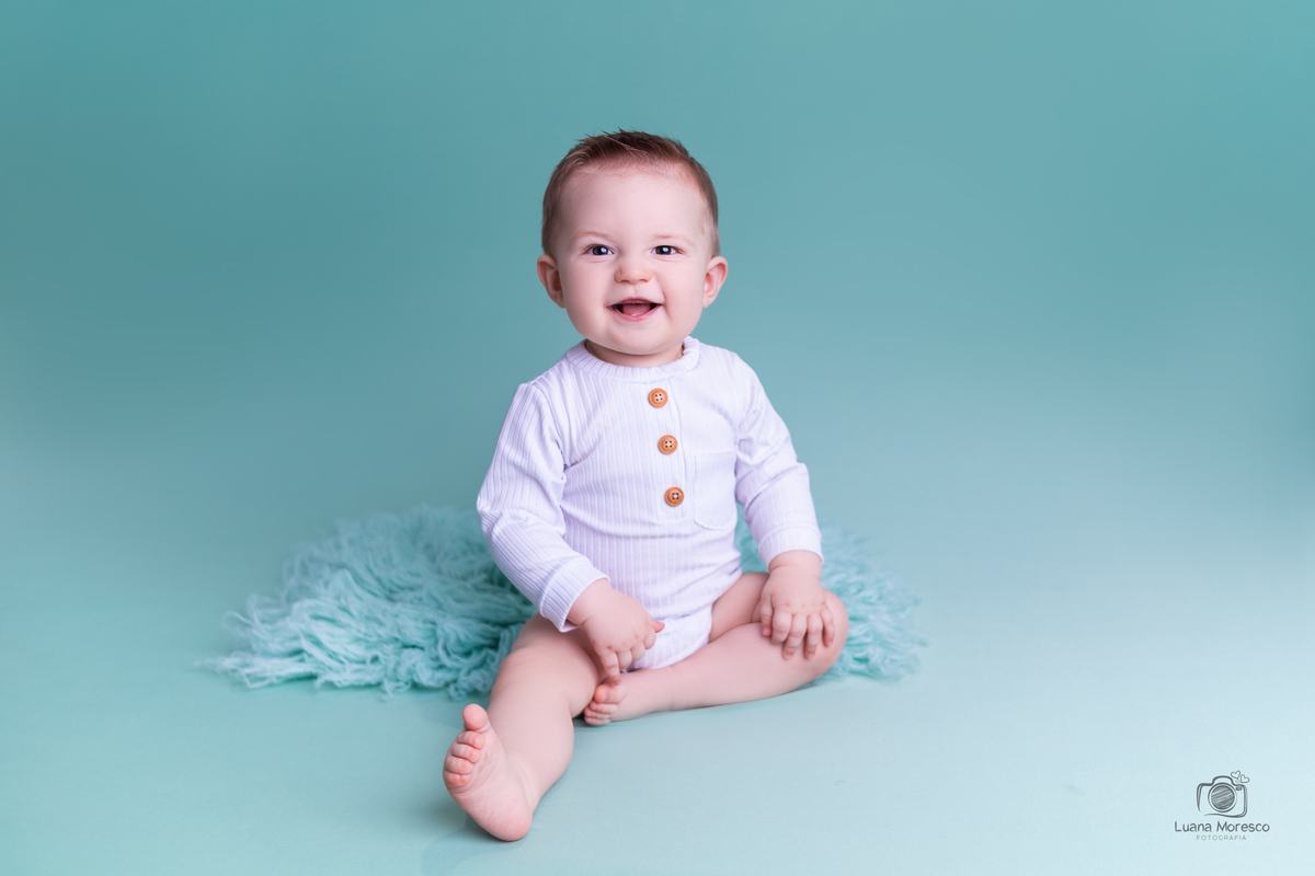 Acompanhamento bebe trimestral mensal cenario clean atual atemporal ijui cruz alta santo angelo fotografia foto ensaio estudio idea criativo onde quando local cenario menino menina melhor mais panambi ibiruba carazinho luana moresco