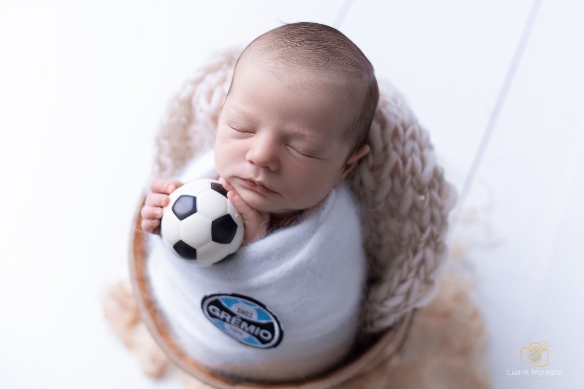 ensaio, newborn, sessão, recem, nascido, bebe, primeiros dias, onde, quando, melhor, mais, estudio, luana, moresco, fotografia, ijui, santo angelo, cruz alta, ibirubá, panambi, santo augusto, posicionamento, indicação, valor, preço, segurança, menino