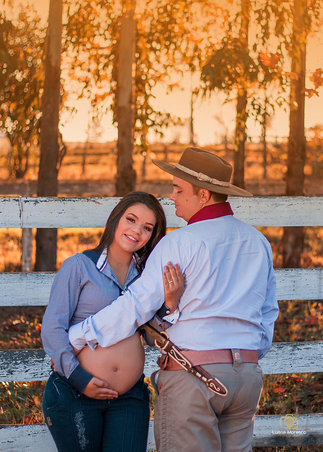 fotografia, grávida, gravida, gravidez, bebê, bebe, foto, nenê, nene, Luana, Moresco, casal, filho, filha, ijuí, ijui, melhor, mais, usina velha, menino, expo, ensaio, externo, gestante, familia, melhor, mais, pedreira, água, lago, açude, rio, catuipe