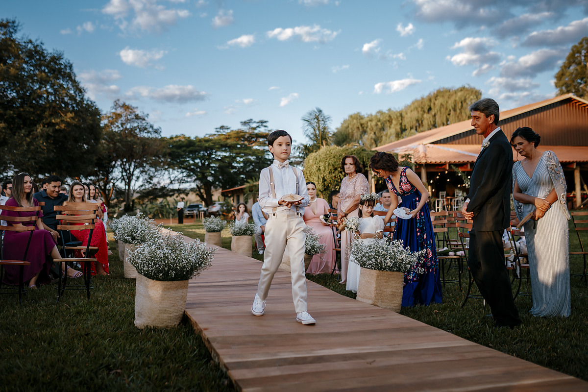 FOTOGRAIFA
CASAMENTO ALEXANDRE CASTTRO PATOS DE MINAS