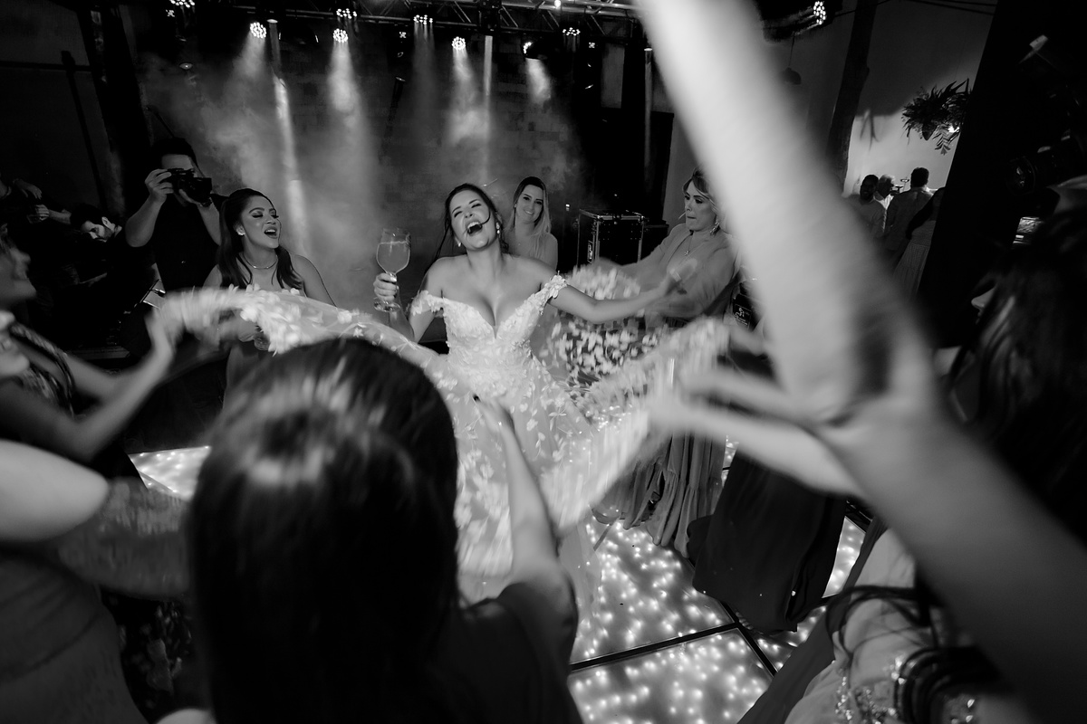 FOTOGRAIFA
CASAMENTO ALEXANDRE CASTTRO PATOS DE MINAS