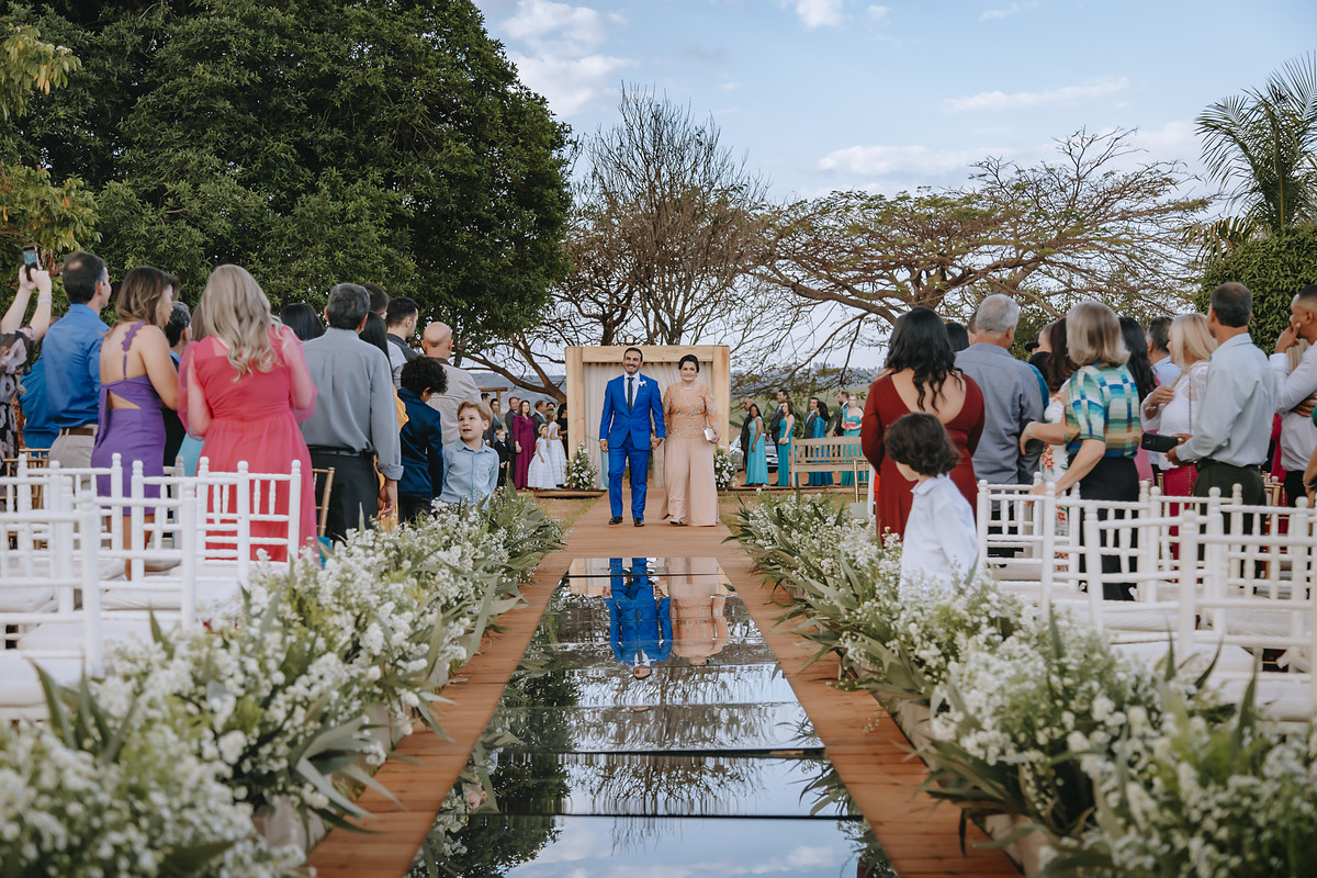 ALEXANDRE CASTTRO
FOTOS CASAMENTO PATOS DE MINAS CASAMENTO DE DIA
CASAMENTO NO CAMPO
AR LIVRE
