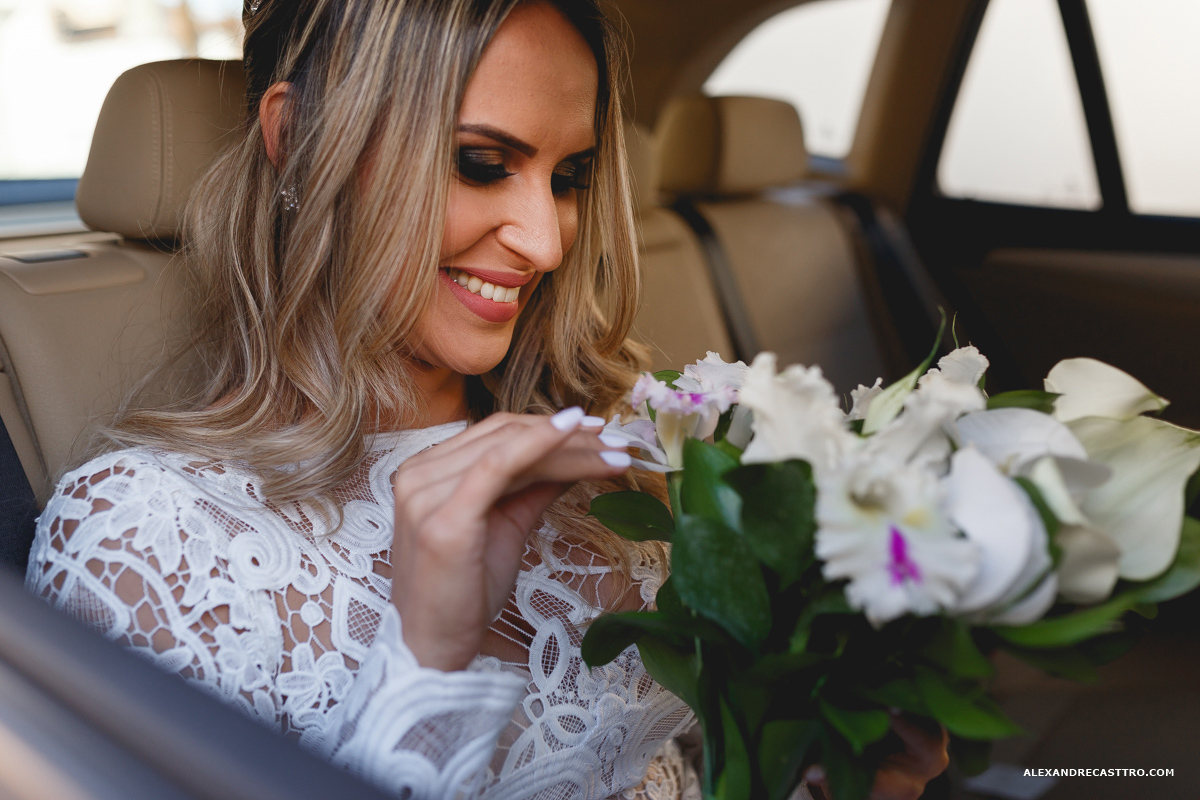 noiva no carro