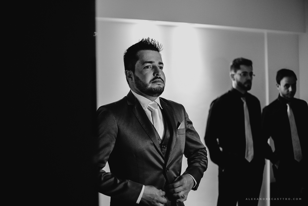 Casamento de Debora e Rogerio em Patos de Minas na Igreja santa terezinha fotografo alexandre casttro