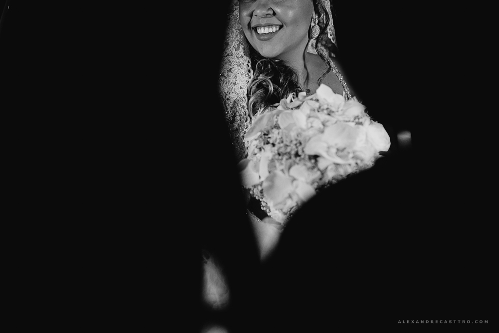 Casamento de Debora e Rogerio em Patos de Minas na Igreja santa terezinha fotografo alexandre casttro