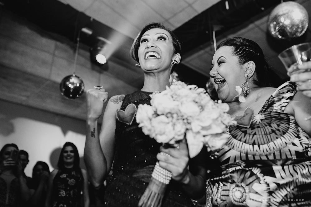 Casamento de Debora e Rogerio em Patos de Minas na Igreja santa terezinha fotografo alexandre casttro