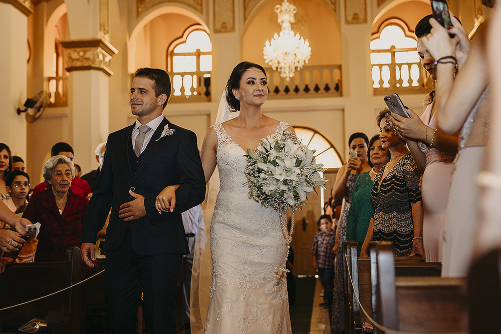 Casamento no campo durante o dia em carmo do paranaiba e sao gotardo fotografado por alexandre casttro 