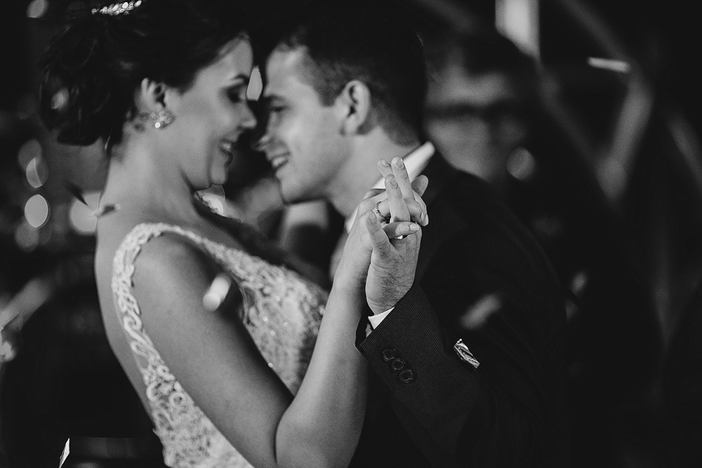 Casamento no campo durante o dia em carmo do paranaiba e sao gotardo fotografado por alexandre casttro 