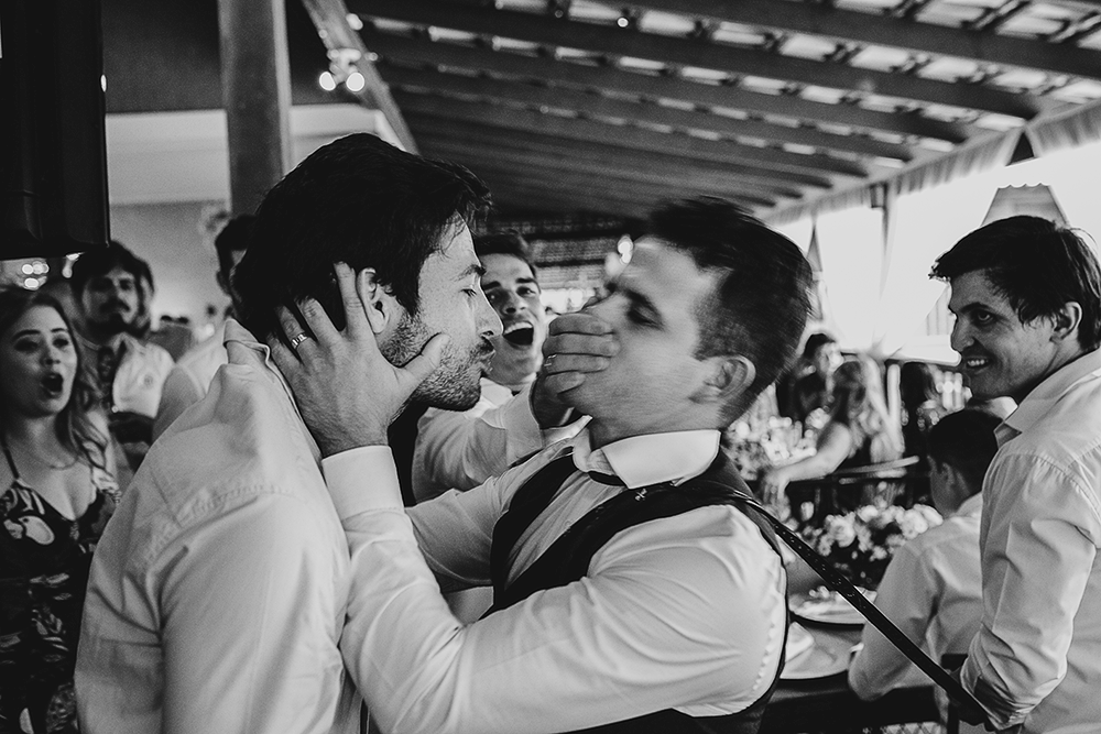 Casamento no campo durante o dia em carmo do paranaiba e sao gotardo fotografado por alexandre casttro 