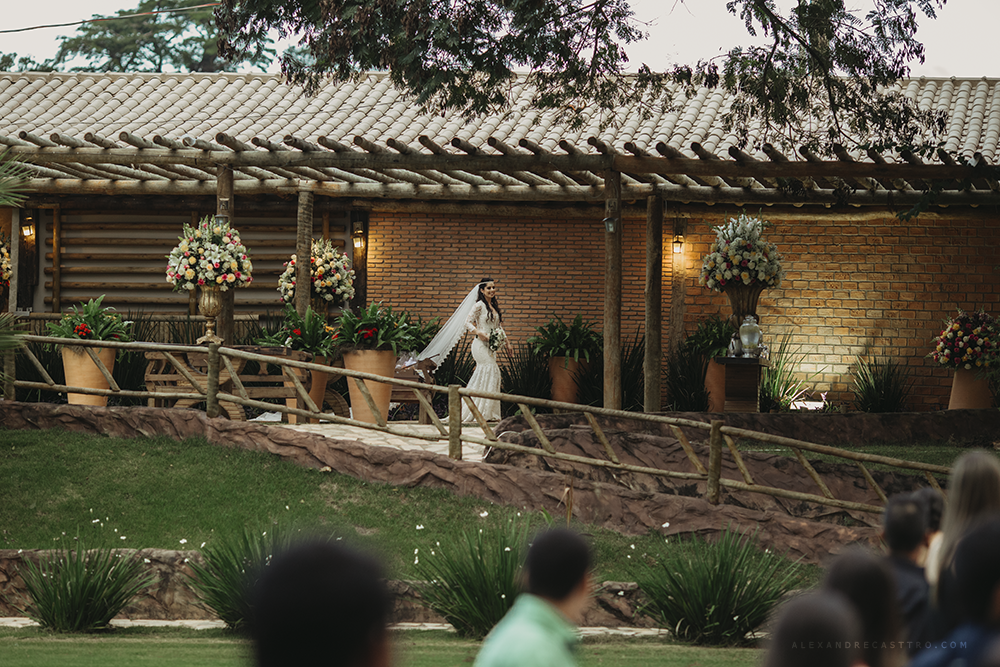 Fotografia de um casamento no campo  fotos de alexandre casttro cerimonial da conceito eventos e decoração de wellignton caixeta relizado na chacara Avalon e patos de minas ideias e inspiração