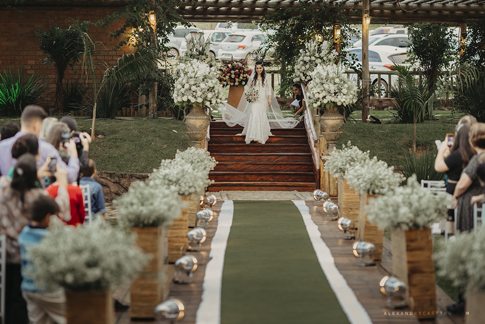 Fotografia de um casamento no campo  fotos de alexandre casttro cerimonial da conceito eventos e decoração de wellignton caixeta relizado na chacara Avalon e patos de minas ideias e inspiração