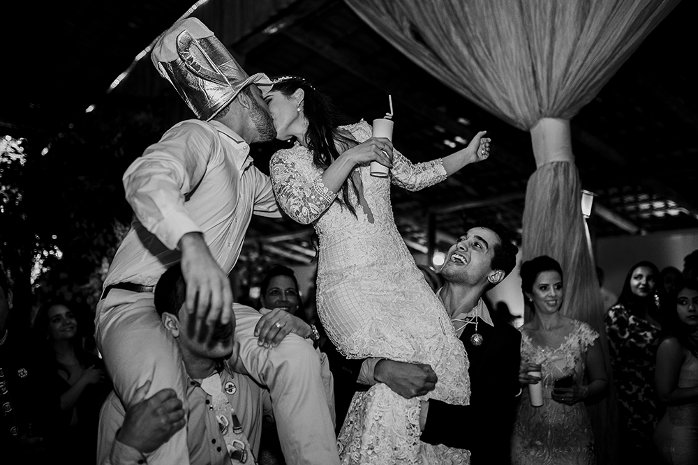 Fotografia de um casamento no campo  fotos de alexandre casttro cerimonial da conceito eventos e decoração de wellignton caixeta relizado na chacara Avalon e patos de minas ideias e inspiração