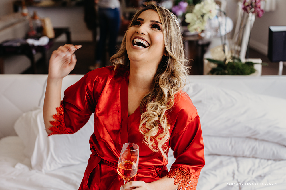 casamento lindo de laura e eliardo em patos de minas na igraja santa terezinha fotos para inspiração fotografos alexandre casttro imagens de amor