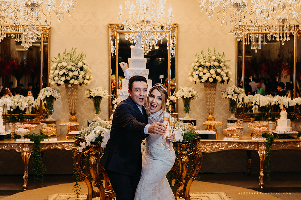casamento lindo de laura e eliardo em patos de minas na igraja santa terezinha fotos para inspiração fotografos alexandre casttro imagens de amor