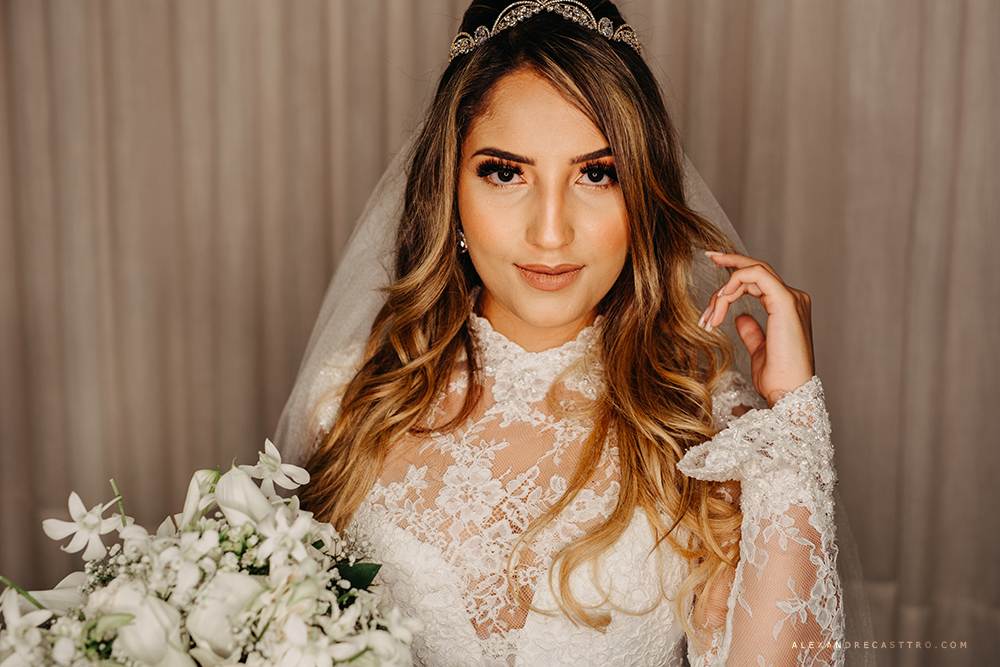 casamento lindo de laura e eliardo em patos de minas na igraja santa terezinha fotos para inspiração fotografos alexandre casttro imagens de amor