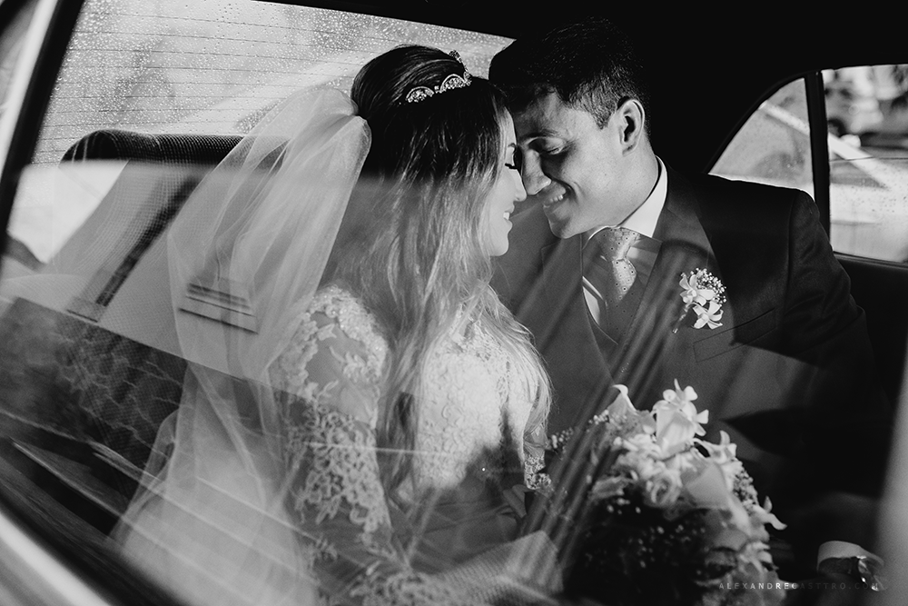 casamento lindo de laura e eliardo em patos de minas na igraja santa terezinha fotos para inspiração fotografos alexandre casttro imagens de amor