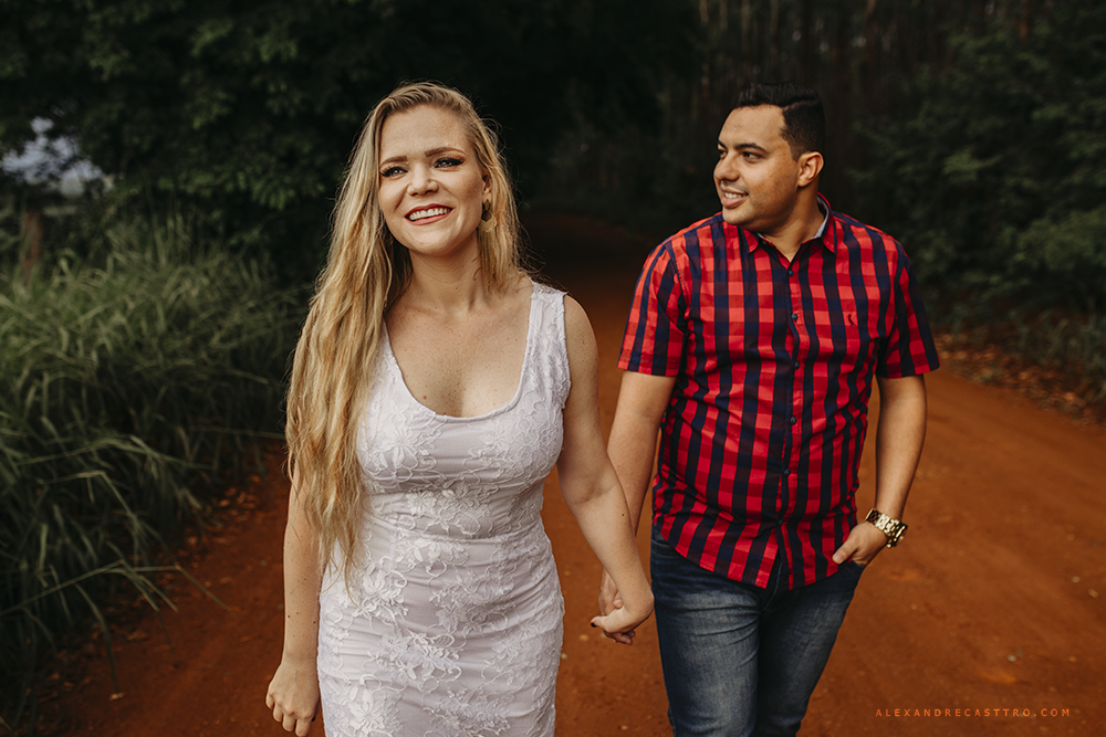 ensaio de casal namorando pre wedding com naira e nadre fotografado por alexandre casttro fotos para inspirar e ter muitas ideias para o casamento 