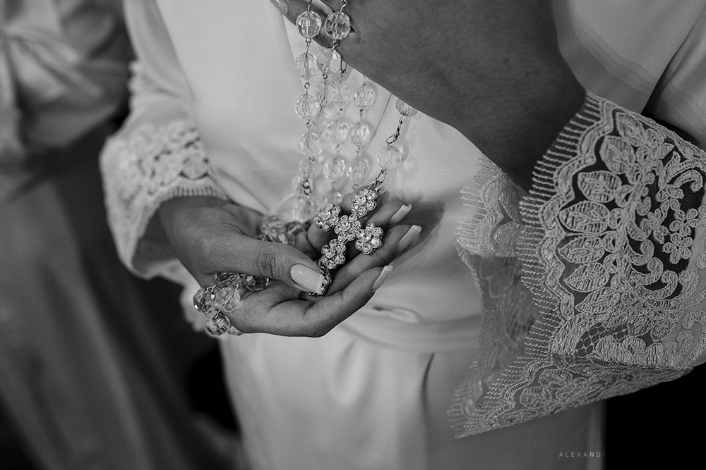 fotografia de casamento dos noivos barbara e renilson no sala de festas house fest em patos de minas fotografado por alexandre casttro e pamela benfica fotografos making off no salao salvatore