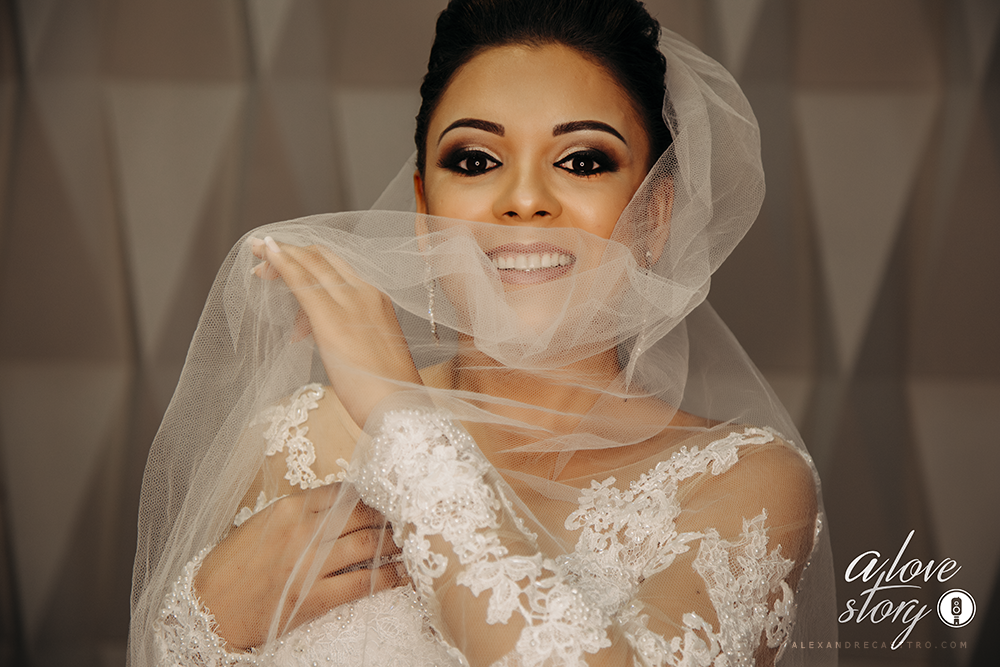 casamento de fabiane e daniel que aconteceu em patos de minas na igreja dos capuchinhos e recepção na chacara avalon fotografado pelo fotografo alexandre casttro 