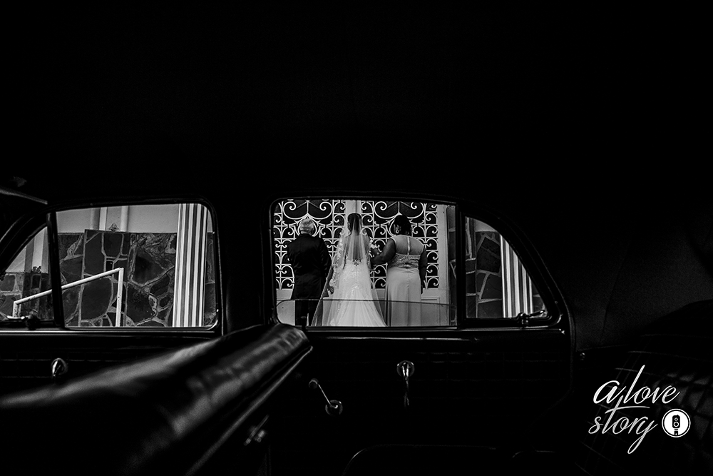 casamento de fabiane e daniel que aconteceu em patos de minas na igreja dos capuchinhos e recepção na chacara avalon fotografado pelo fotografo alexandre casttro 