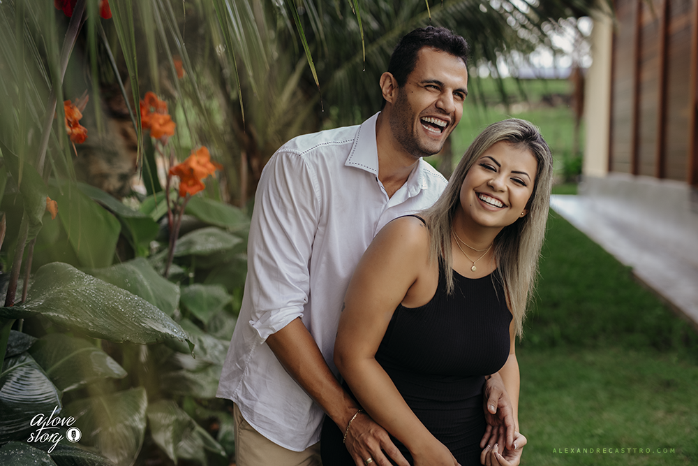 Ensaio de Carla e Thiago realizado em patos de minas fotografado por alexandre casttro fotos de casamento com muito amor 