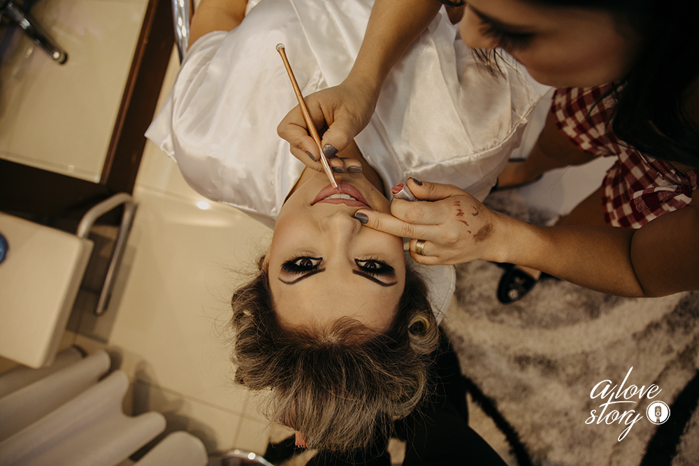 casamento de carla e thiago na igreja do rosario em patos de minas com recepçao no espaço verde fotografado por alexandre casttro e produção no salao stella mendonça
