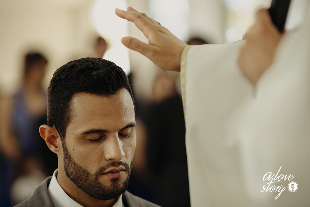 casamento de carla e thiago na igreja do rosario em patos de minas com recepçao no espaço verde fotografado por alexandre casttro e produção no salao stella mendonça