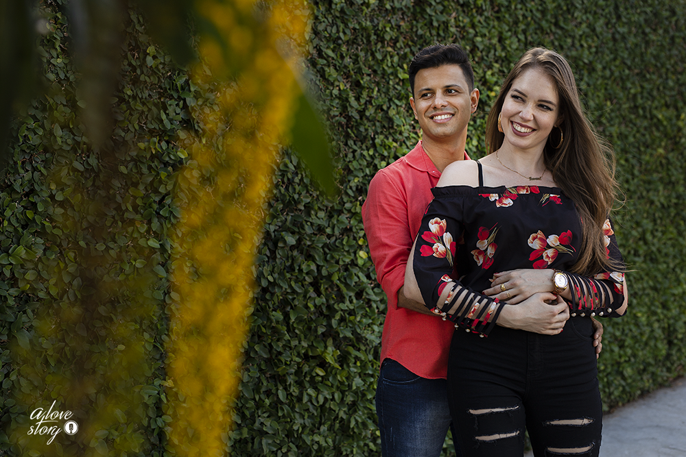 ensaio de casal  namorando fotos para o casamento em patos de minas fotografo alexandre casttro 