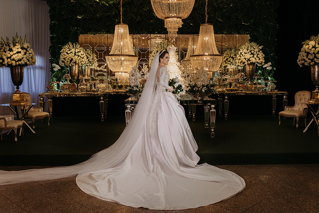 Casamento Camila Queiroz e Igor na Igreja dos Capuchinhos em Patos de Minas Fotografo Alexandre Casttro Conceito eventos Faelo Filmes Wellignton Guimaraes Stella Mendonça Banda Pagô Salao de Festas DB 
