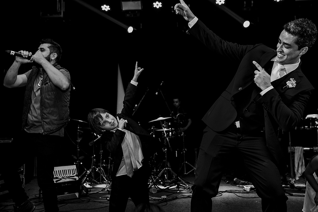 Casamento Camila Queiroz e Igor na Igreja dos Capuchinhos em Patos de Minas Fotografo Alexandre Casttro Conceito eventos Faelo Filmes Wellignton Guimaraes Stella Mendonça Banda Pagô Salao de Festas DB 
