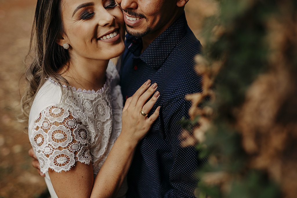 Ensaio Fotografico na cidade de Araxa MG do casal Fernanda e Sergio e fotografado por Alexnadre Casttro fotografo de patos de minas