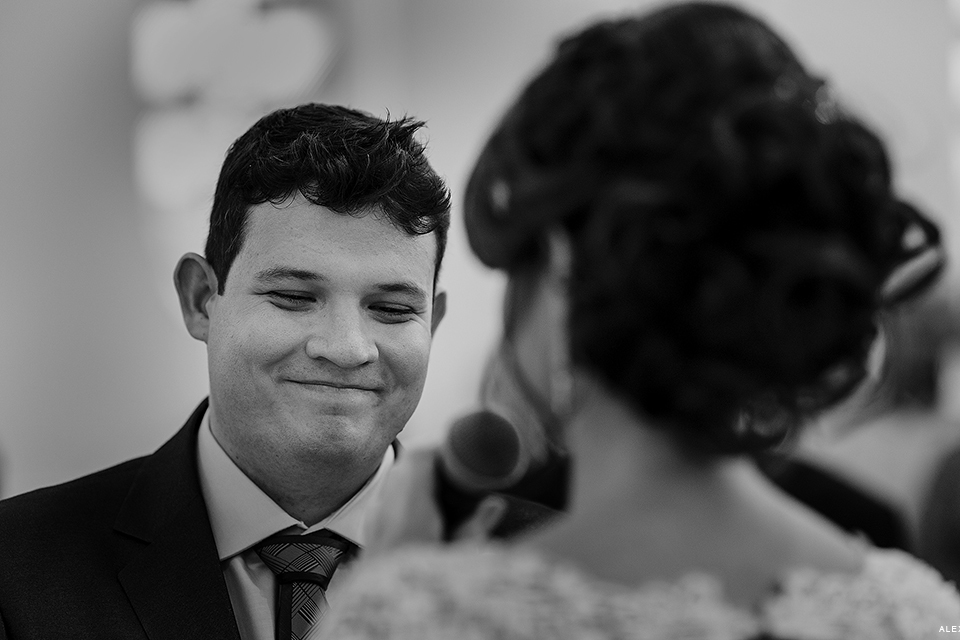 Casamento de Lucas e Juliana em Patos de Minas na Igreja do Cristo fotografo Alexandre Casttro festa na Decor fest e produçao na Stella Mendonça Fotos linda de casamento inspiração para o grande dia