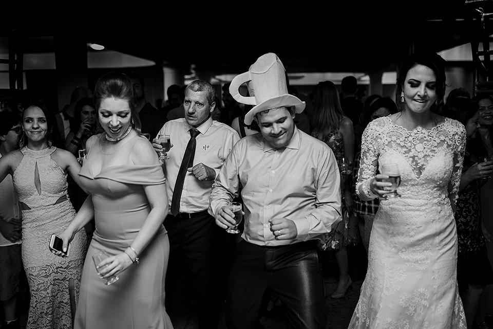 Casamento de Lucas e Juliana em Patos de Minas na Igreja do Cristo fotografo Alexandre Casttro festa na Decor fest e produçao na Stella Mendonça Fotos linda de casamento inspiração para o grande dia