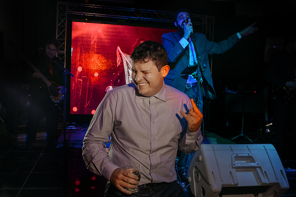 Casamento de Lucas e Juliana em Patos de Minas na Igreja do Cristo fotografo Alexandre Casttro festa na Decor fest e produçao na Stella Mendonça Fotos linda de casamento inspiração para o grande dia