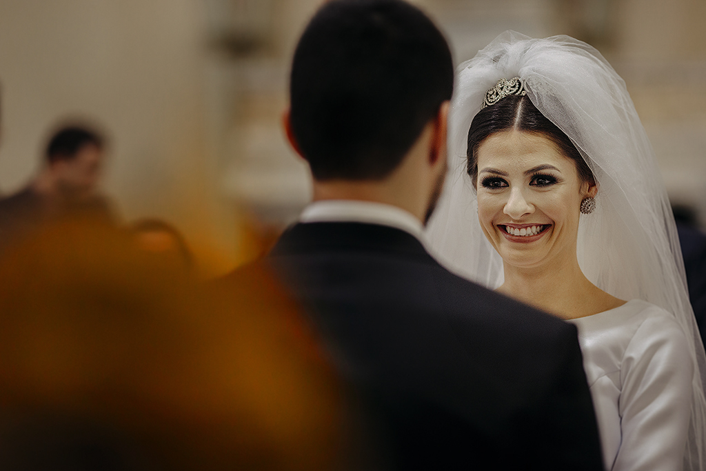 casamento heitor e isabela patos de minas fotografo alexandre casttro igreja dos capuchinhos salo de festa house fest  produçao thiago lima inspiração 