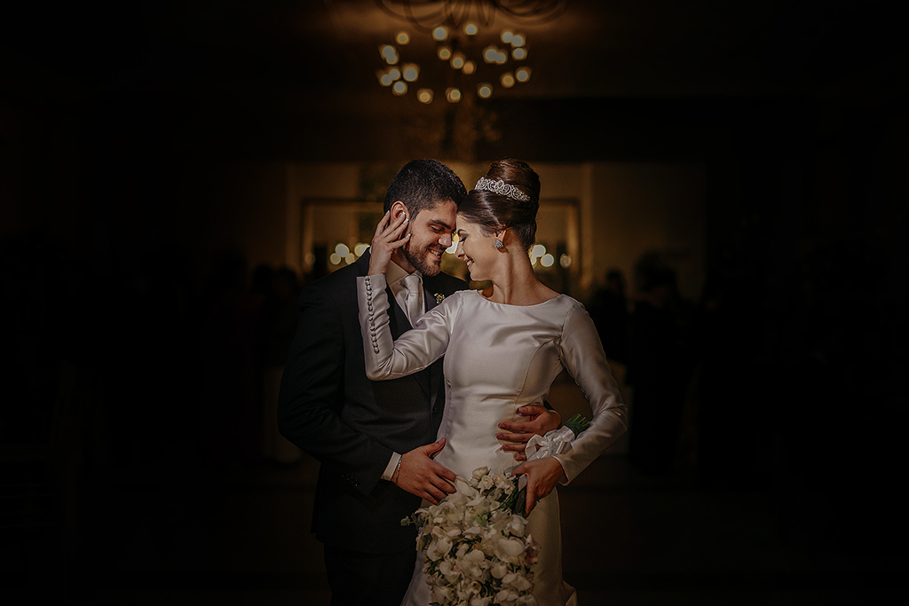casamento heitor e isabela patos de minas fotografo alexandre casttro igreja dos capuchinhos salo de festa house fest  produçao thiago lima inspiração 