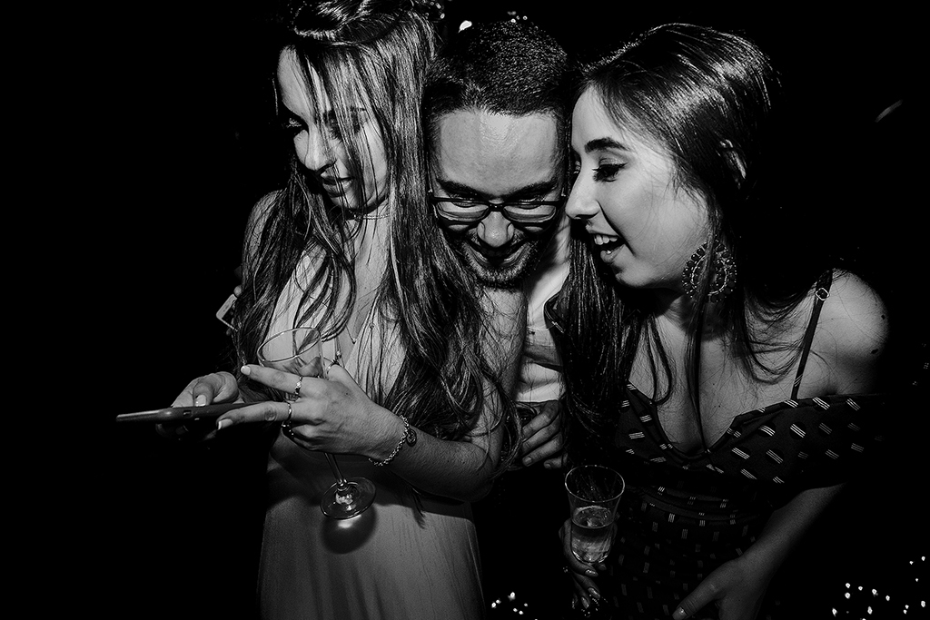 casamento heitor e isabela patos de minas fotografo alexandre casttro igreja dos capuchinhos salo de festa house fest  produçao thiago lima inspiração 