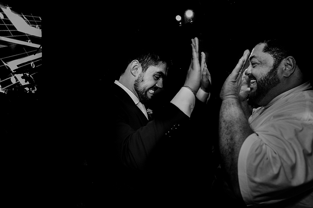 casamento heitor e isabela patos de minas fotografo alexandre casttro igreja dos capuchinhos salo de festa house fest  produçao thiago lima inspiração 