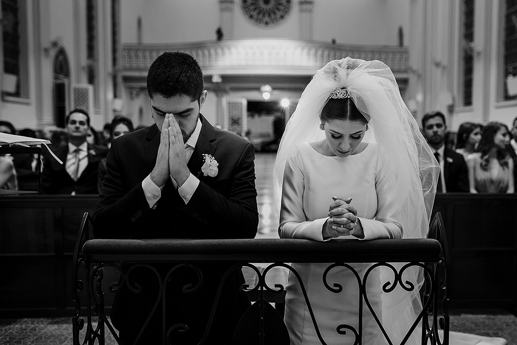 casamento heitor e isabela patos de minas fotografo alexandre casttro igreja dos capuchinhos salo de festa house fest  produçao thiago lima inspiração 