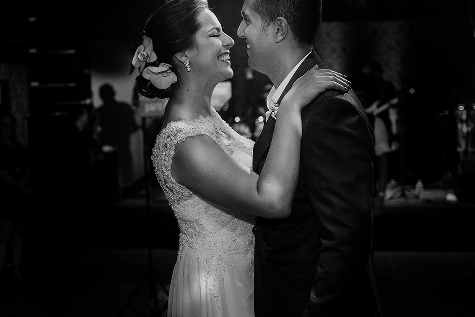 casamento natalia e rodrigo pousana avalona no campo fotografo alexnadre casttro patos de minas fotos preto e branco festa