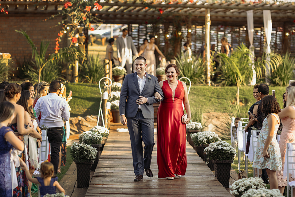 casamento no campo durante o dia na  avalom chacara fotografo alexandre casttro de patos de minas