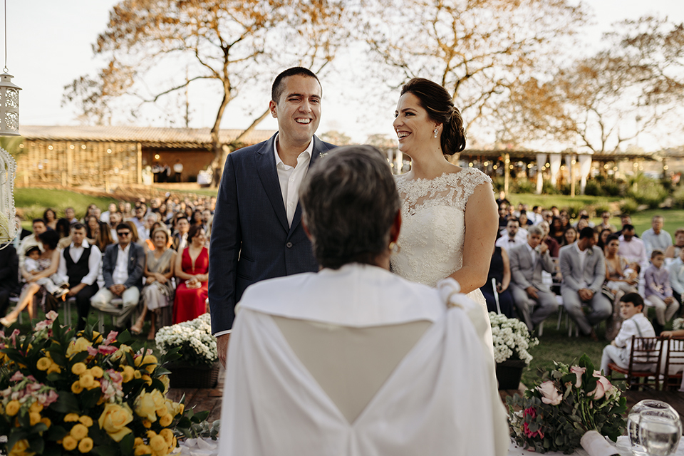 casamento no campo durante o dia na  avalom chacara fotografo alexandre casttro de patos de minas