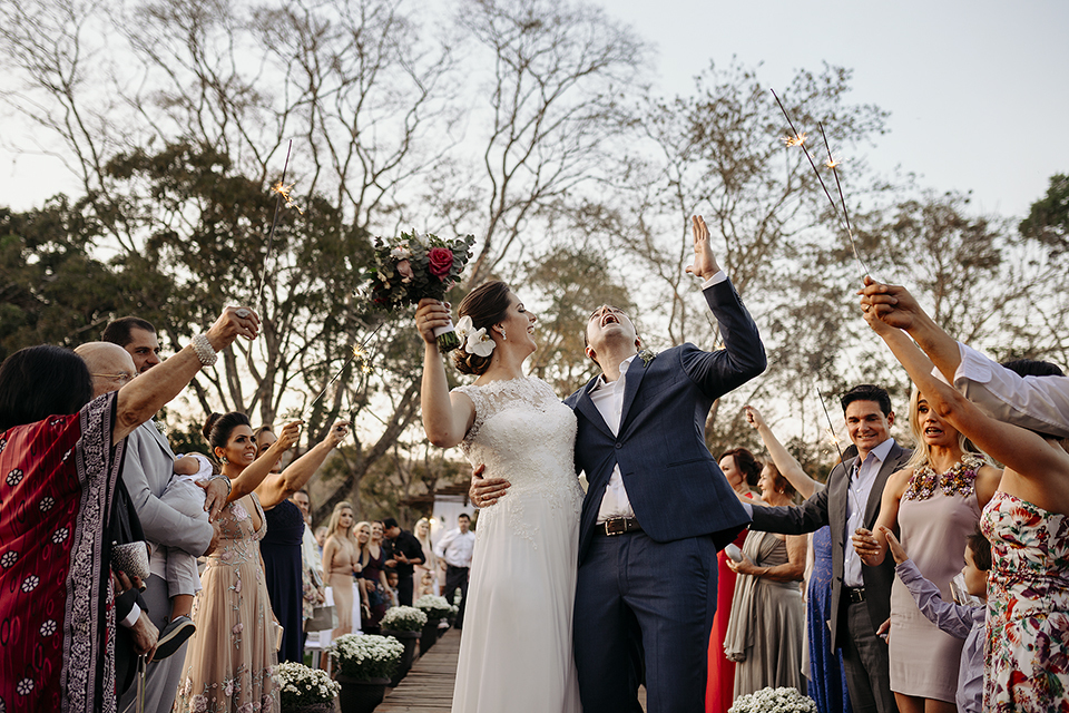 casamento no campo durante o dia na  avalom chacara fotografo alexandre casttro de patos de minas