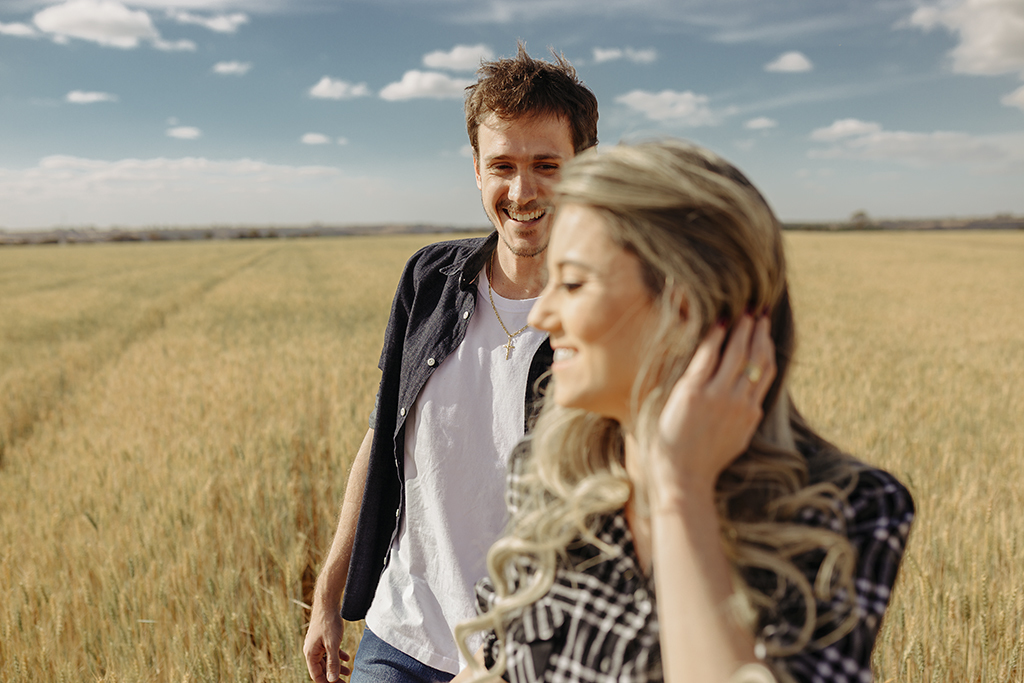 Ensaio Namorando de Mateus e Natalia em Perdizes e Patos de Minas Fotografo Alexandre Casttro Fotos com Amor paixão e inspiração