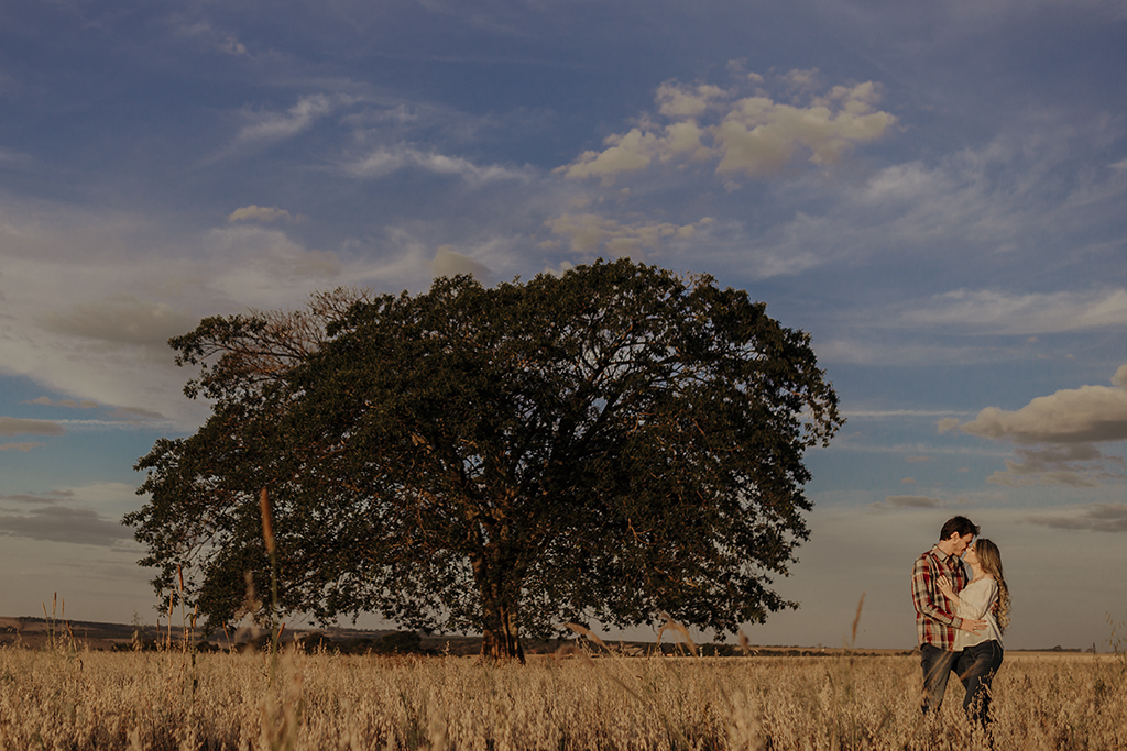 Ensaio Namorando de Mateus e Natalia em Perdizes e Patos de Minas Fotografo Alexandre Casttro Fotos com Amor paixão e inspiração